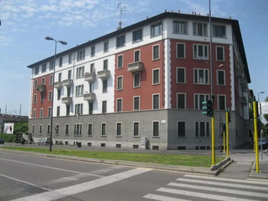 Apartment Bocconi Navigli Iulm Naba Ied, Max 2 Persons, Milan Center Italy Włochy